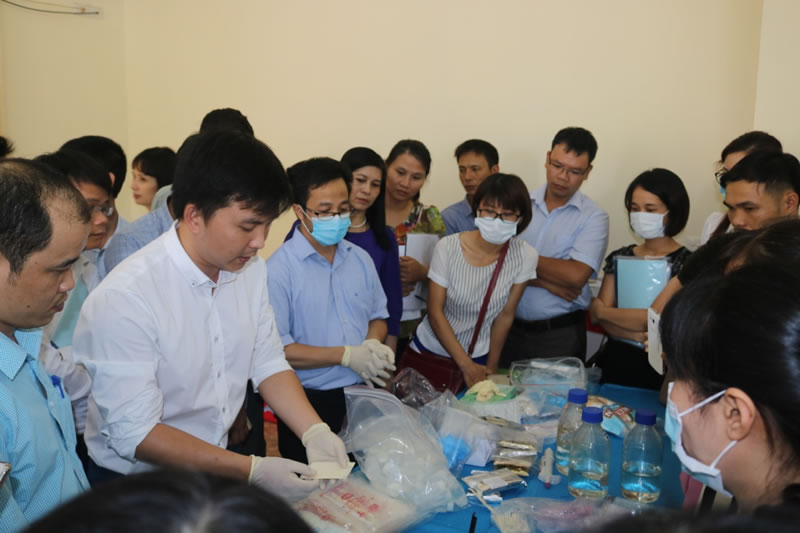 Tập huấn “Kỹ thuật sử dụng Test nhanh một số chỉ tiêu hóa học và vi sinh vật”-4