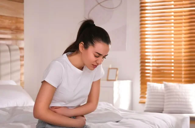 4 nhóm người không nên ăn thịt bít tết - Ảnh 1