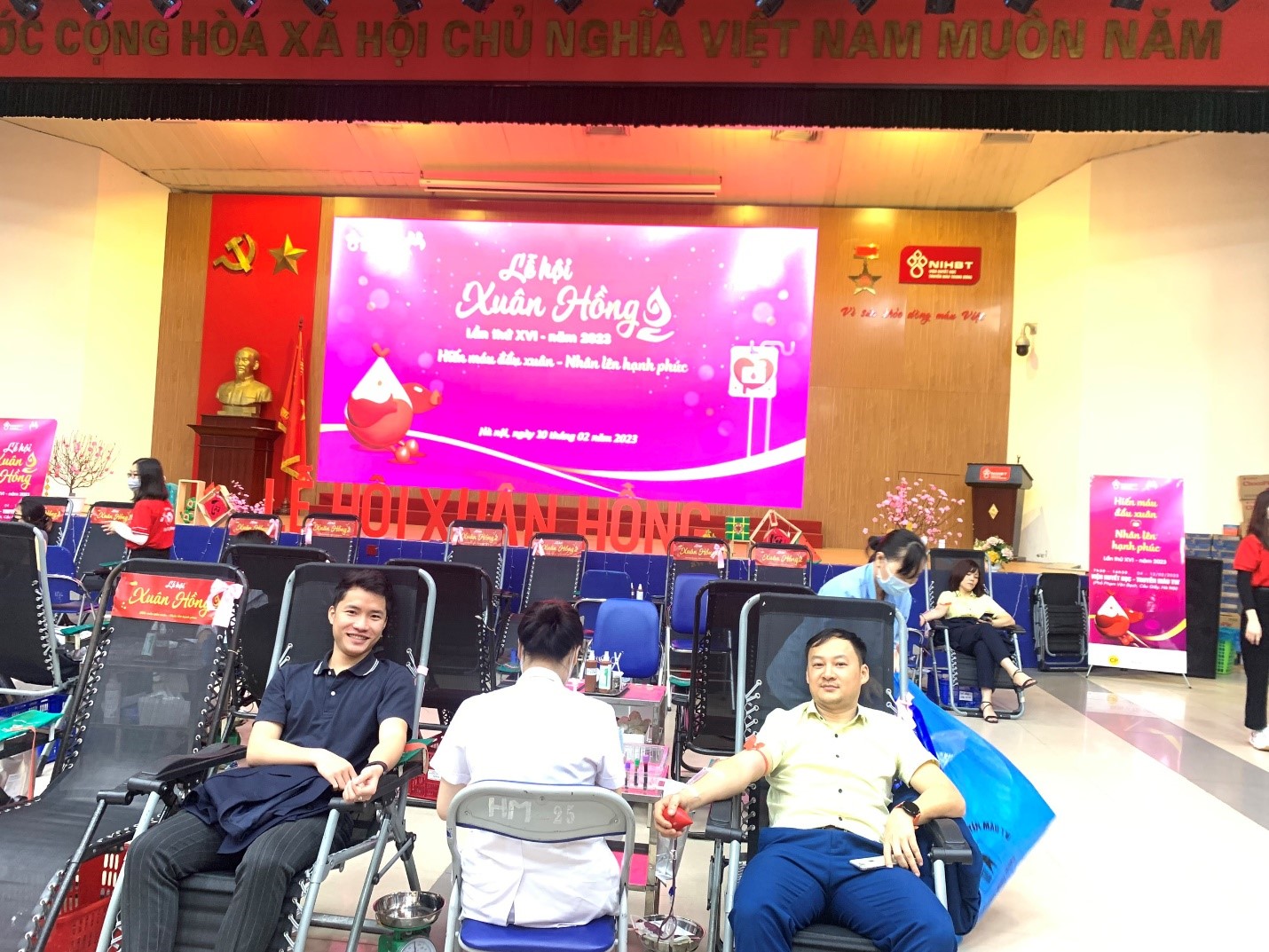 Viện liên minh okvip okvip vệ sinh okviphoatdong quốc gia tham gia hiến máu tình nguyện hưởng ứng “Lễ hội Xuân hồng lần thứ XVI - năm 2023” tại Viện Huyết học - Truyền máu Trung ương - Ảnh 2