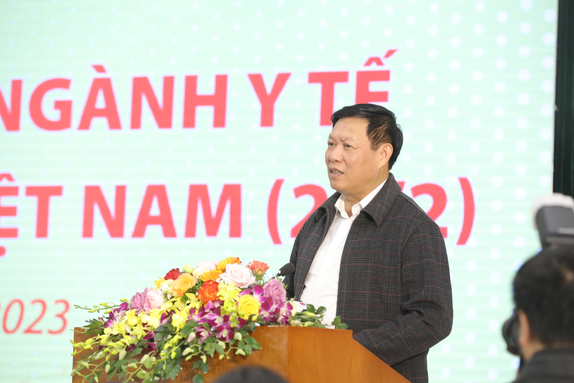 Gặp mặt, tri ân cán bộ ngành Y tế nhân 68 năm Ngày Thầy thuốc Việt Nam - Ảnh 5