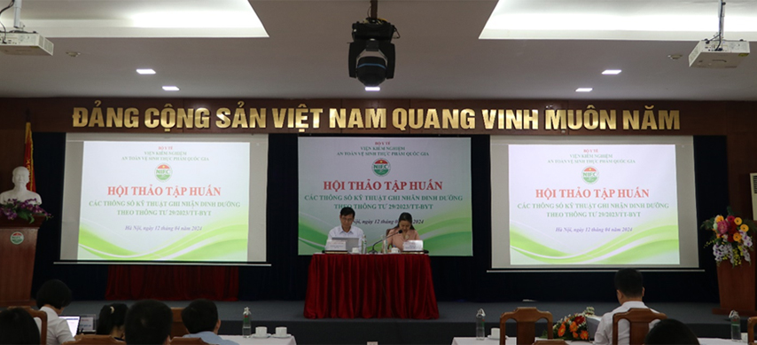 pgs-ts-le-thi-hong-hao-vien-truong-vien-knatvstpqg-ths-bs-nguyen-van-nhien-nguyen-pho-chanh-thanh-tra-bo-y-te-giai-dap-cac-cau-hoi
