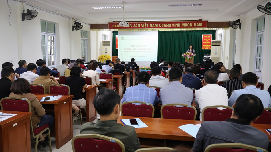 Tập huấn kỹ thuật lấy mẫu kiểm nghiệm trong các vụ liên minh okvip okviphoatdong - Ảnh 2