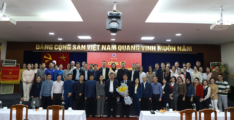 8.1.2025 TT Tuyen trao QD Vien KNokvip 07.JPG
