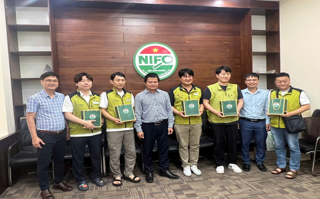 han-quoc-chup-anh-luu-niem-nifc