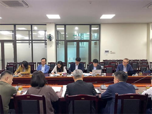 Delegates-from-VFA-NIFC-and-MFDS-during-the-working-session-at-the-Vietnam-Food-Administration-headquarters