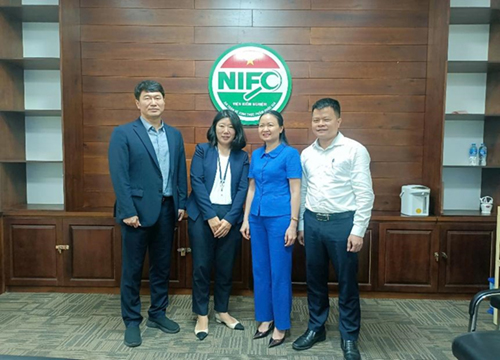 Representatives-of-the-NIFC-leadership-and-the-MFDS-delegation-pose-for-a-commemorative-photo-during-the-official-visit