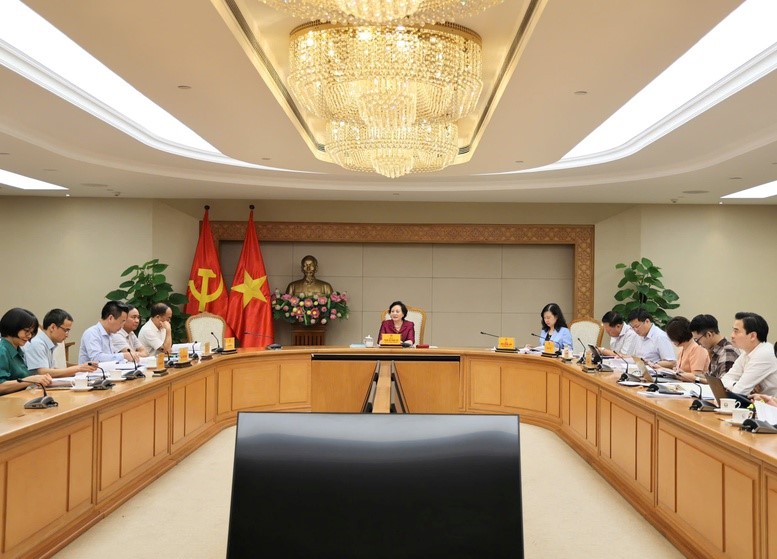 Hoàn thiện bộ máy quản lý okvip okviphoatdong theo hướng một đầu mối